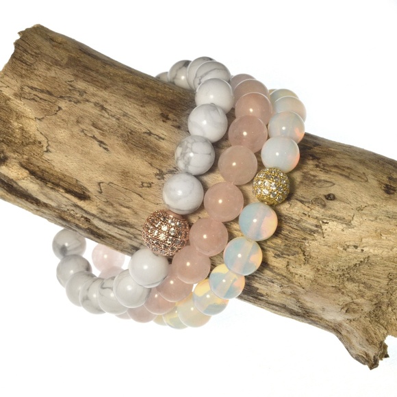 Rose quartz beaded stacking bracelet - Picture 2 of 2